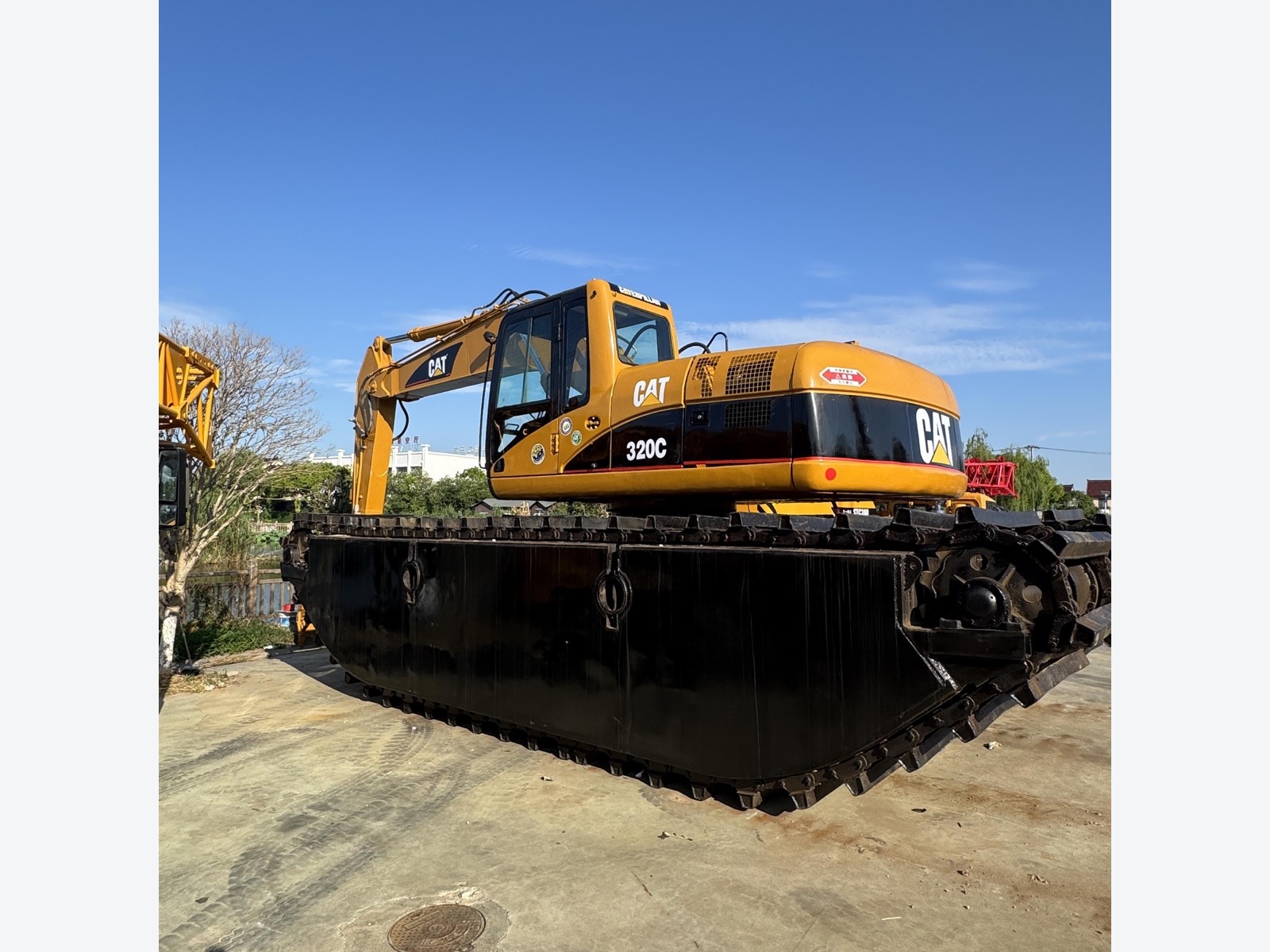 Amphibious Excavator